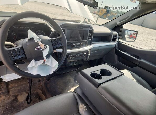 1FTMF1C53PKF16073 2023 FORD F150 White წინა პანელის ხედი