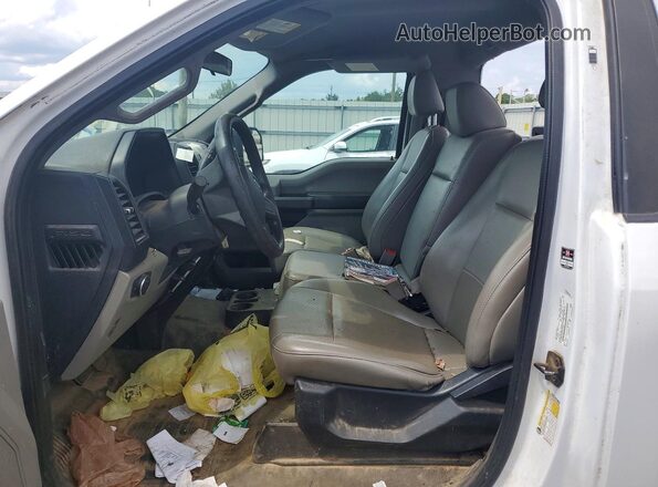 1FTMF1C54JKD78485 2018 FORD F150 White Vista interior delantera
