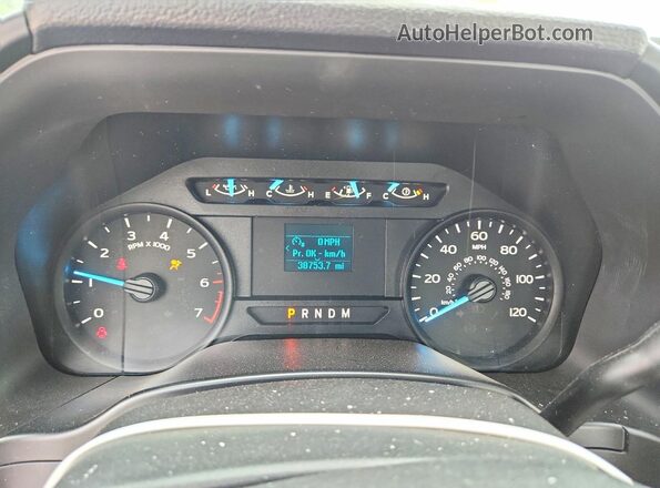 1FTMF1C54KKD60134 2019 FORD F150 White Widok zestawu wskaźników
