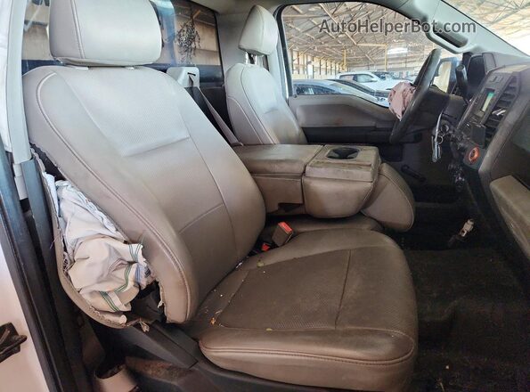 1FTMF1C5XJKC23164 2018 FORD F150 White უკანა სავარძლების ხედი
