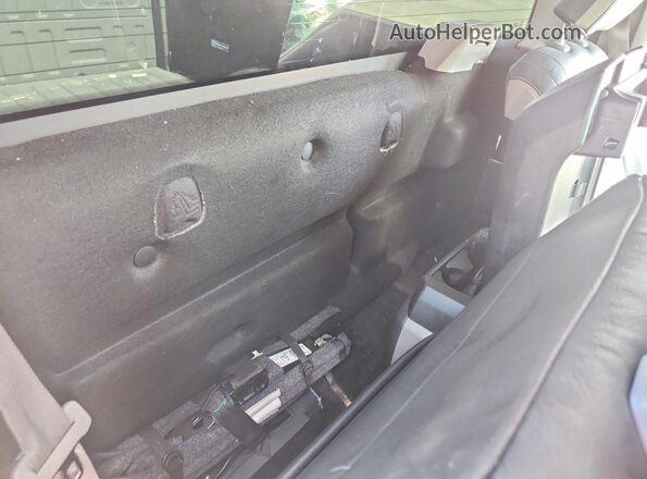 1FTMF1C5XJKD19389 2018 FORD F150 Red Widok tylnych siedzeń