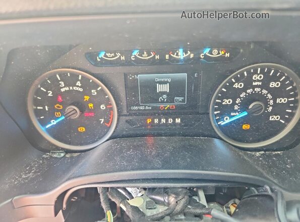 1FTMF1C5XJKD19389 2018 FORD F150 Red Widok zestawu wskaźników