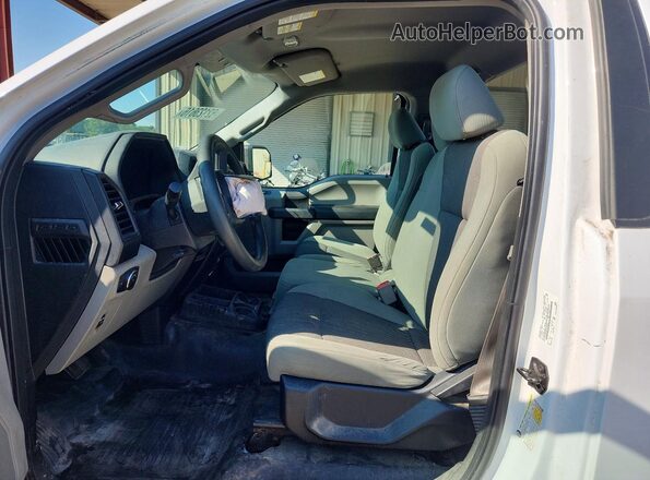 1FTMF1C80GKF15652 2016 FORD F150 White Вид салону спереду