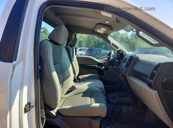 1FTMF1C80GKF15652 2016 FORD F150 White Вид задніх сидінь