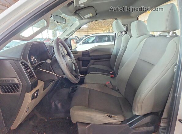1FTMF1C83HKD77378 2017 FORD F150 White Вид салону спереду