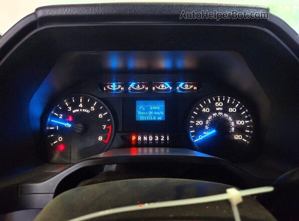 1FTMF1C85GKE09133 2016 FORD F150 White Vista del cuadro de instrumentos