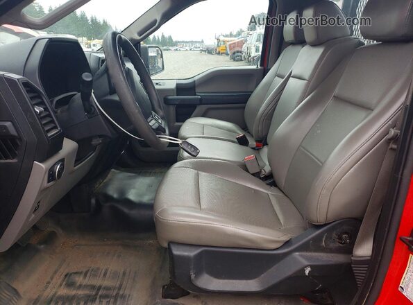 1FTMF1C86GKF57467 2016 FORD F150 Red Вид салону спереду