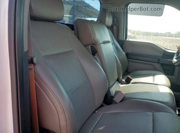 1FTMF1C87GKE26872 2016 FORD F150 Белый Вид задних сидений