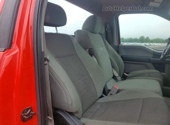 1FTMF1C89HKC51915 2017 FORD F150 Red Rear seats view