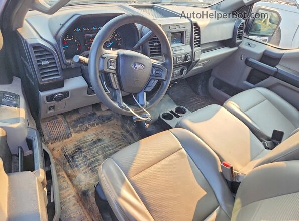 1FTMF1C8XHFC28975 2017 FORD F150 White Առջևի վահանակի տեսք