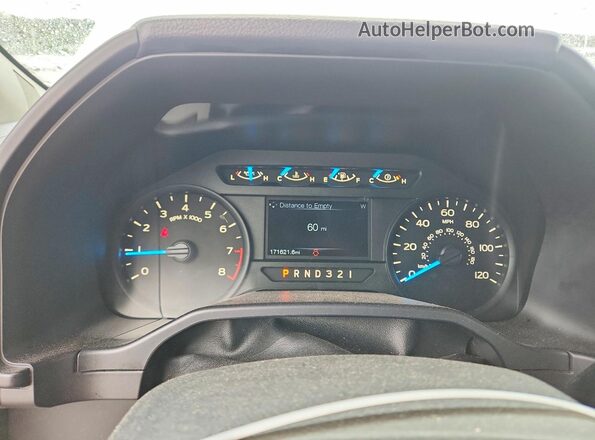 1FTMF1C8XHKC08216 2017 FORD F150 White ხელსაწყოთა პანელის ხედი
