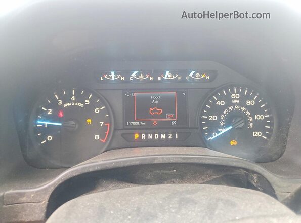 1FTMF1CB3JKF14465 2018 FORD F150 Белый Вид щитка приборов