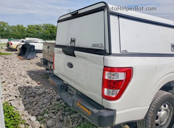 1FTMF1CB3NKE11357 2022 FORD F150 White უკანა ხედი