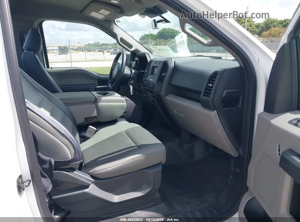 1FTMF1CB4KKC24785 2019 FORD F150 Белый Вид салона спереди