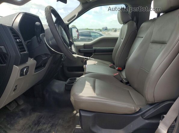 1FTMF1CB4KKF01094 2019 FORD F150 White Вид салону спереду