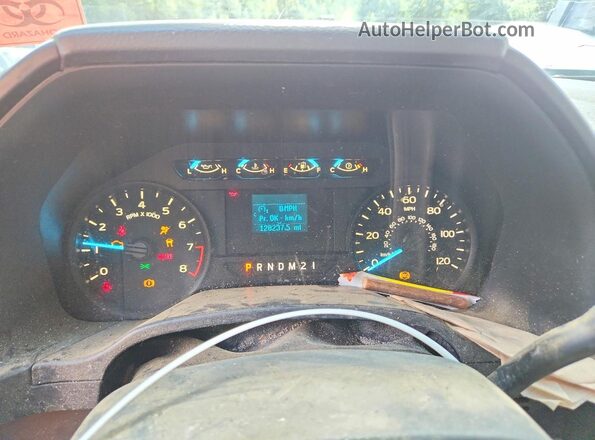 1FTMF1CB4LKE91927 2020 FORD F150 White ხელსაწყოთა პანელის ხედი