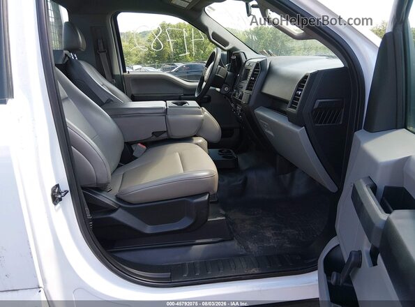 1FTMF1CB6KKC41782 2019 FORD F150 White Front interior view