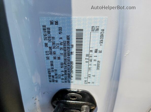 1FTMF1CB6PKE91255 2023 FORD F150 Белый Вид подкапотного пространства