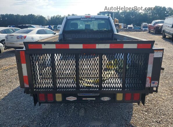 1FTMF1CB7JKF29518 2018 FORD F150 White Հետևի տեսք