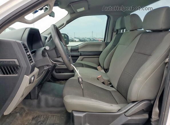 1FTMF1CB8KKE90195 2019 FORD F150 White წინა სალონის ხედი
