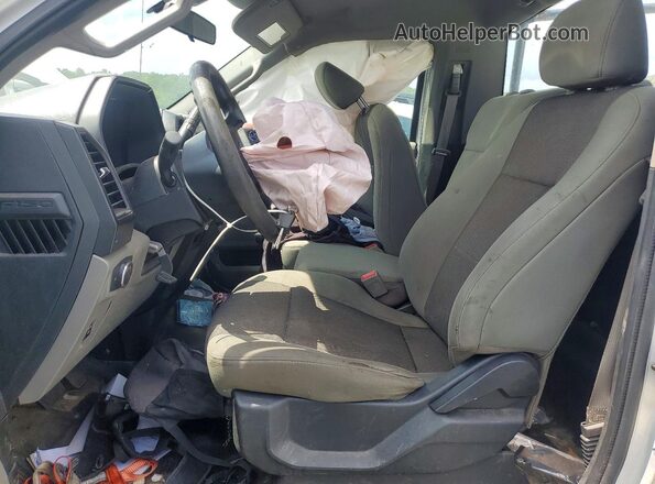 1FTMF1CB9KKD21609 2019 FORD F150 Silver წინა სალონის ხედი