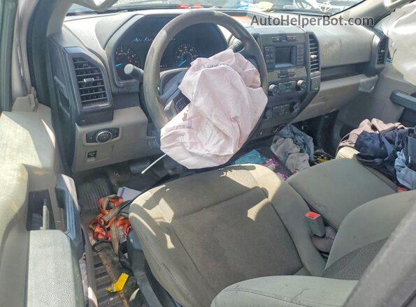 1FTMF1CB9KKD21609 2019 FORD F150 Silver წინა პანელის ხედი