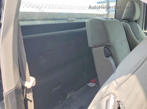 1FTMF1CB9KKD21609 2019 FORD F150 Silver უკანა სავარძლების ხედი