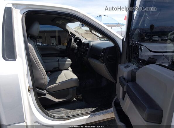 1FTMF1CF3GKD66698 2016 FORD F150 White წინა სალონის ხედი