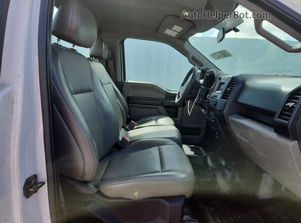 1FTMF1CP1JKF99947 2018 FORD F150 White უკანა სავარძლების ხედი