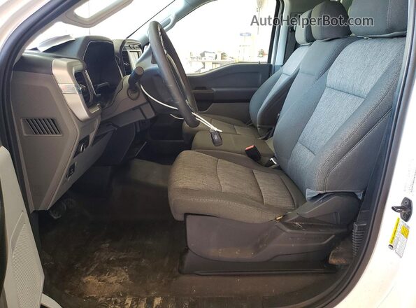 1FTMF1CP3MKE66045 2021 FORD F150 Белый Вид салона спереди
