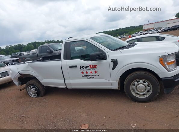 1FTMF1CP3NKE03366 2022 FORD F150 White Vista interior trasera
