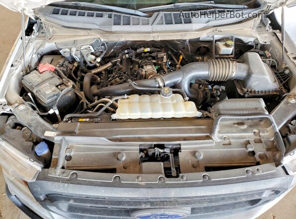 1FTMF1CP3NKE03478 2022 FORD F150 Silver Widok wnętrza z tyłu