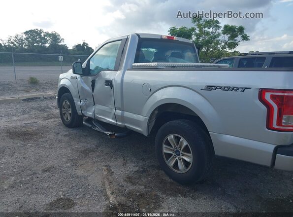 1FTMF1CP5HKC39820 2017 FORD F150 Серебряный Вид спереди
