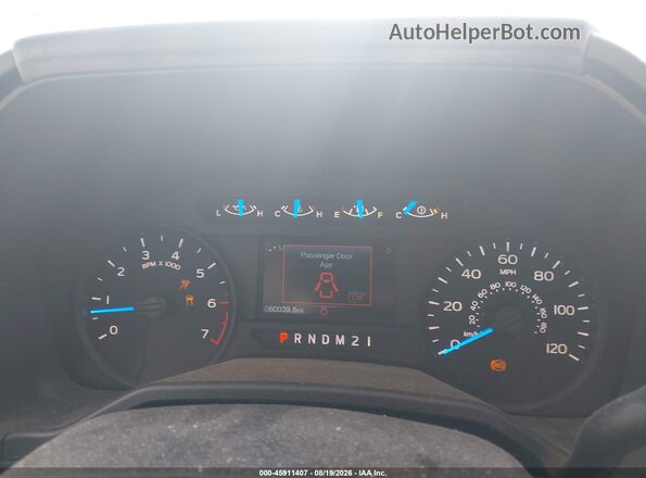 1FTMF1CP5HKC39820 2017 FORD F150 Серебряный Вид задних сидений