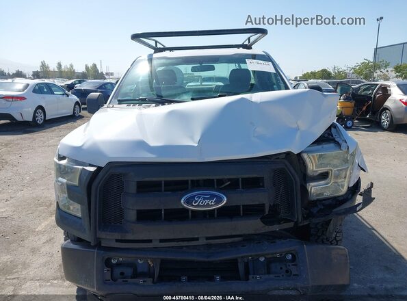 1FTMF1CP7GKD17903 2016 FORD F150 White Widok wnętrza z tyłu