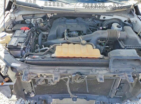 1FTMF1CP7JKE72233 2018 FORD F150 White Widok wnętrza z tyłu