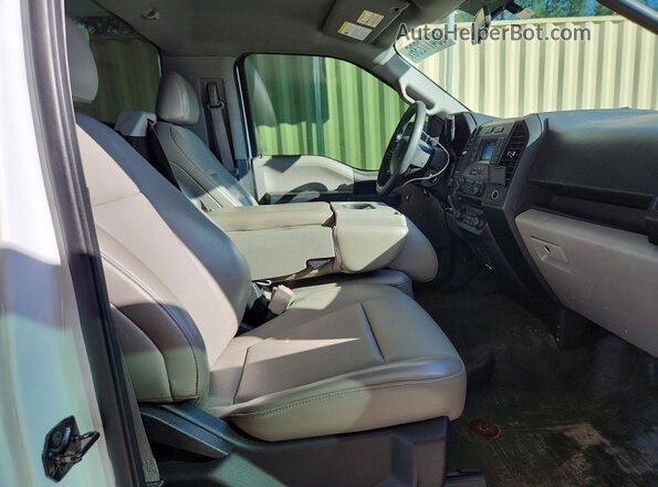 1FTMF1E50JKF49343 2018 FORD F150 Белый Вид задних сидений