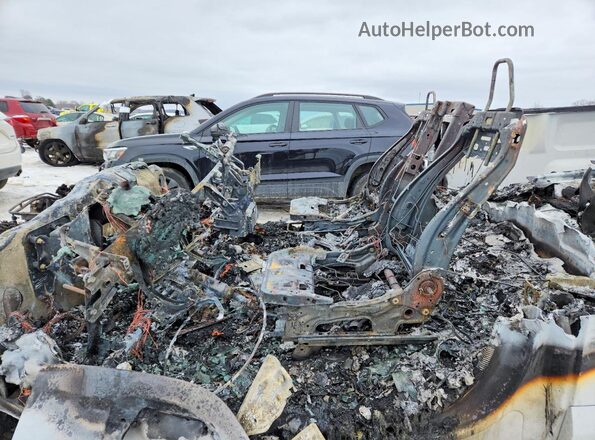 1FTMF1E58KKC90778 2019 FORD F150 Белый Вид салона спереди