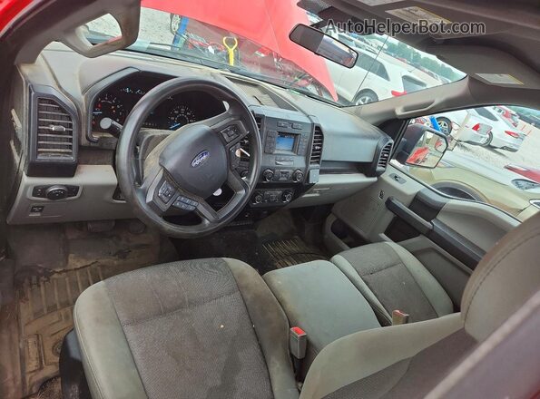 1FTMF1EB9KKC92402 2019 FORD F150 Красный Вид панели приборов