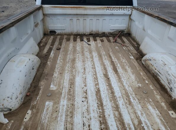 1FTMF1EBXJKE52558 2018 FORD F150 White 