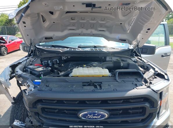 1FTMF1EP8PKD72275 2023 FORD F150 Silver Vista trasera