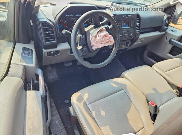 1FTNF1CG1GKF74964 2016 FORD F150 Gray Widok deski rozdzielczej
