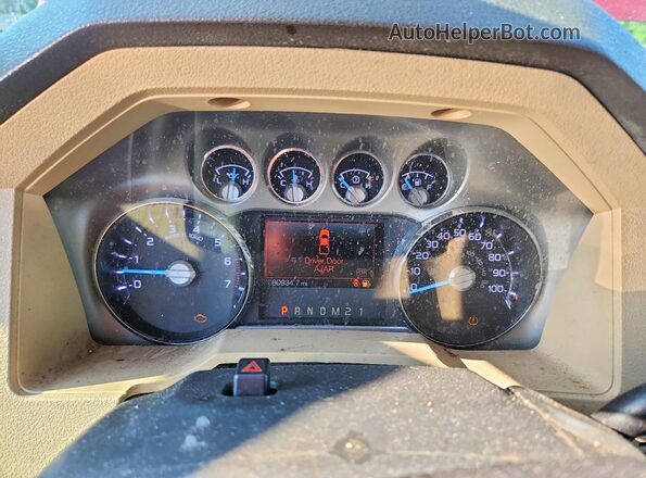 1FTRF3B61GEA18853 2016 FORD F350 Red Widok zestawu wskaźników