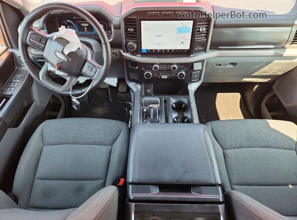 1FTVW3LK0RWG15466 2024 FORD F150 Красный Вид панели приборов