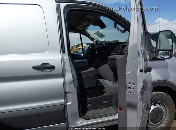 1FTYE1Y82PKB28193 2023 FORD TRANSIT-150 Серебряный Вид салона спереди