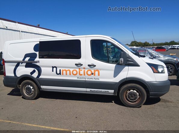 1FTYE1YM7HKA34650 2017 FORD TRANSIT-150 Белый Вид щитка приборов