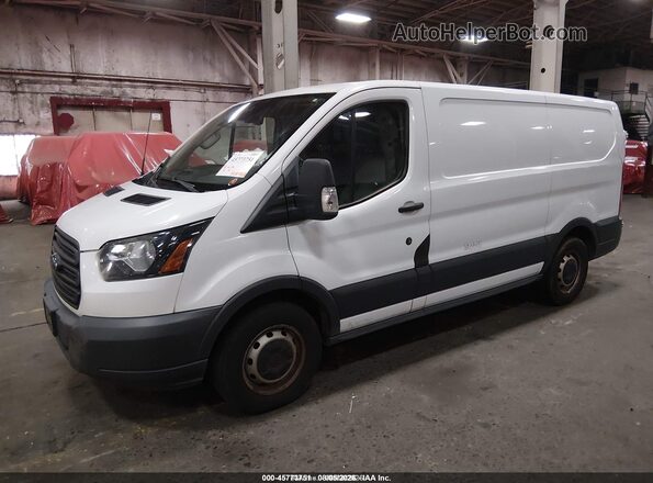 1FTYE1YM7HKA34650 2017 FORD TRANSIT-150 Белый Передняя левая четверть