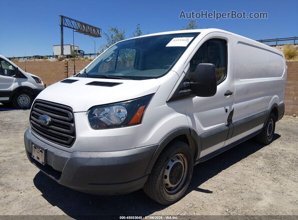1FTYE1ZM7JKA99776 2018 FORD TRANSIT-150 Белый Передняя левая четверть