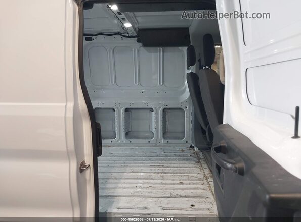 1FTYE1ZM7JKB42447 2018 FORD TRANSIT-150 White VIN կոդի պիտակի տեսք