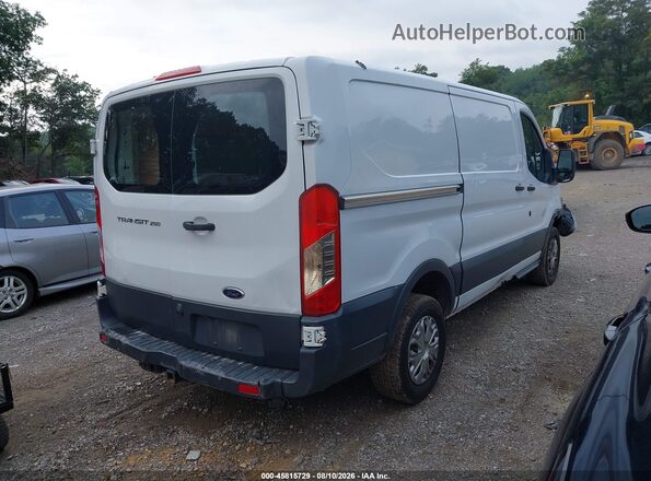 1FTYR1YM7GKB09902 2016 FORD TRANSIT-250 White Задня права чверть